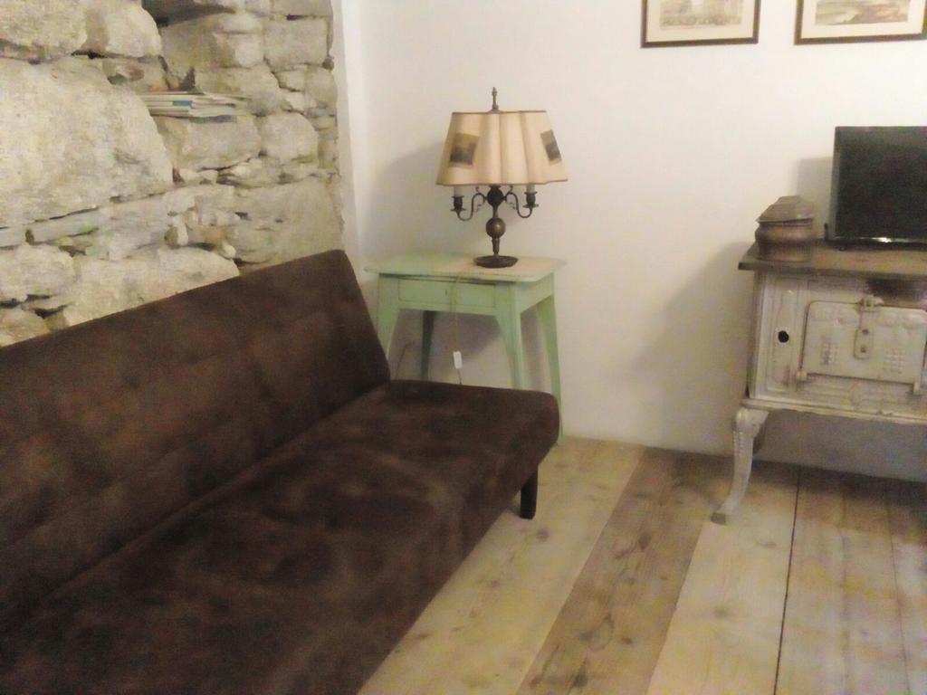 La Corte Di Alzo Pella Buitenkant foto
